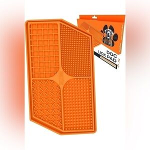 Mighty Paw Orange Dog Lick Pad
